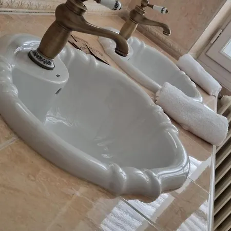 Manoir Belle Fontaine Hotel